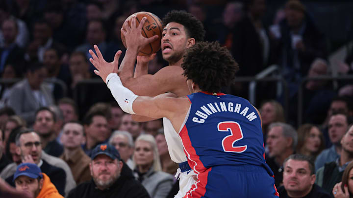 Nov 30, 2023; New York, New York, USA; New York Knicks guard Quentin Grimes (6) looks yto pass as
