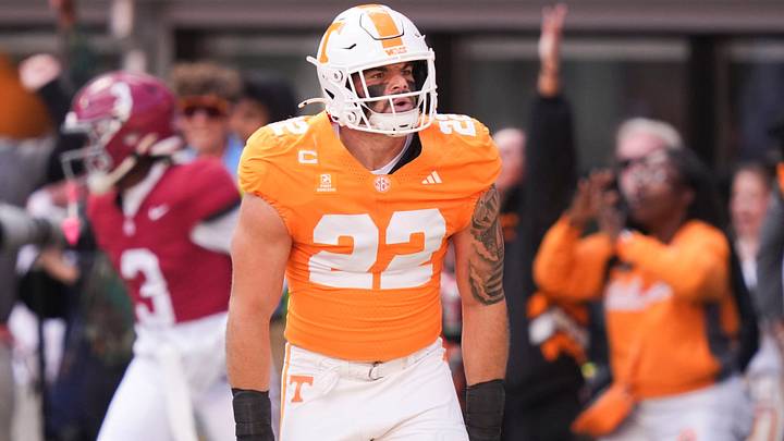 Tennessee linebacker Jeremiah Telander (22) celebrates a sack during a game between Tennessee and Alabama in Neyland Stadium in Knoxville, Tenn., Oct. 17, 2026. Tennessee linebacker Jeremiah Telander (22) celebrates a sack during a game between Tennessee and Alabama in Neyland Stadium in Knoxville, Tenn., Oct. 17, 2026.