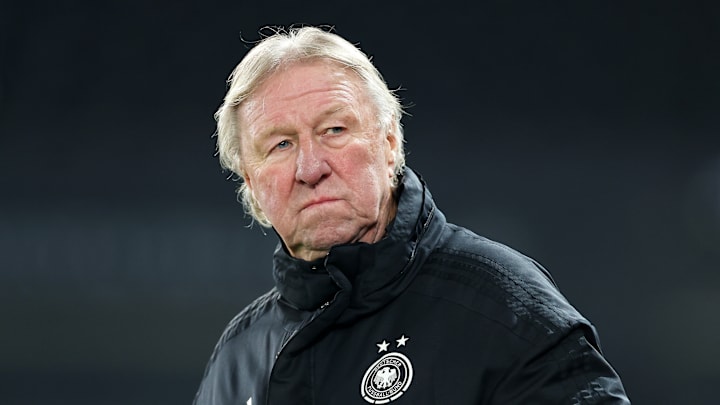 Horst Hrubesch will mit dem DFB-Team zu den Olympischen Spielen Horst Hrubesch will mit dem DFB-Team zu den Olympischen Spielen