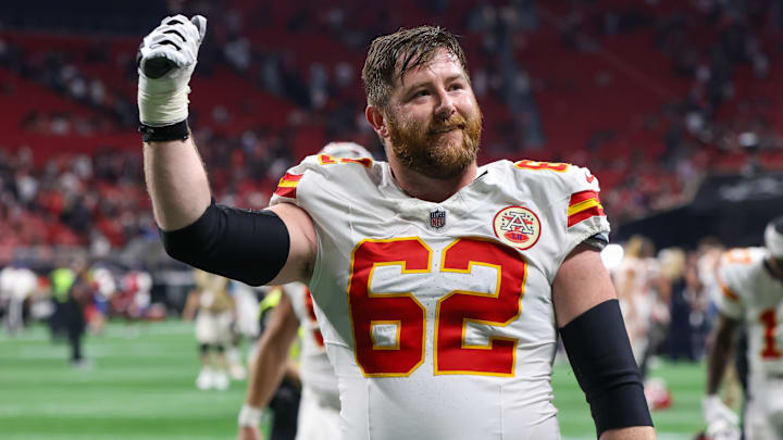 Sep 22, 2024; Atlanta, Georgia, USA; Kansas City Chiefs guard Joe Thuney (62) celebrates after a victory over the Atlanta Falcons at Mercedes-Benz Stadium. Mandatory Credit: Brett Davis-Imagn Images