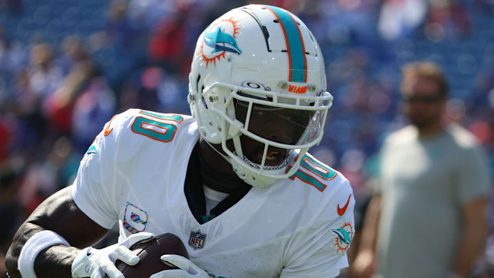 Miami Dolphins v Buffalo Bills