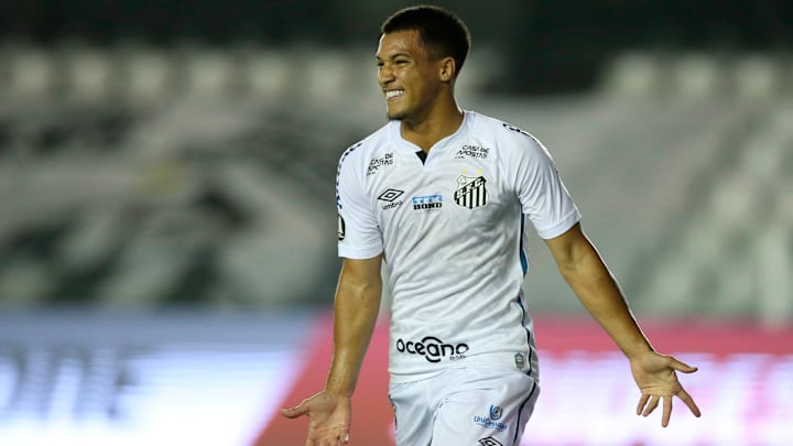 Salgueiro e Santos se enfrentam pela primeira fase da Copa do Brasil. 