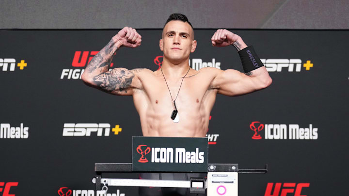 UFC Fight Night: Cannonier v Strickland Weigh-in