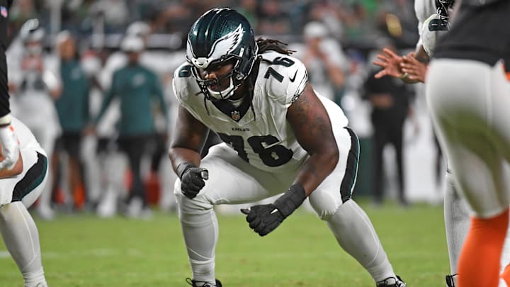 Aug 7, 2025; Philadelphia, Pennsylvania, USA; Philadelphia Eagles guard Kenyon Green (76) against the Cincinnati Bengalsat Lincoln Financial Field. Mandatory Credit: Eric Hartline-Imagn Images