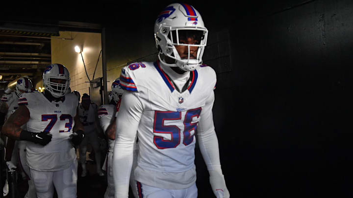 Buffalo Bills defensive end Leonard Floyd 