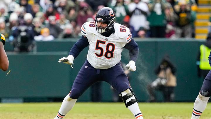 Chicago Bears OT Darnell Wright during a game against the Green Bay Packers. Mandatory Credit: Jeff Hanisch-Imagn Images Chicago Bears OT Darnell Wright during a game against the Green Bay Packers. Mandatory Credit: Jeff Hanisch-Imagn Images