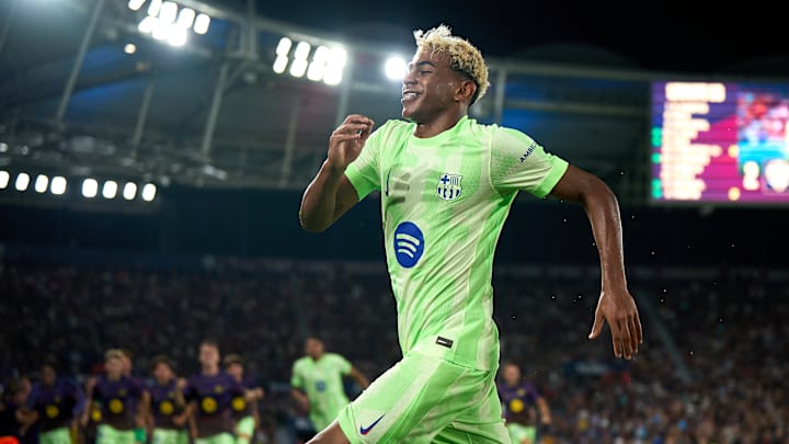 Levante UD v FC Barcelona - LaLiga EA Sports