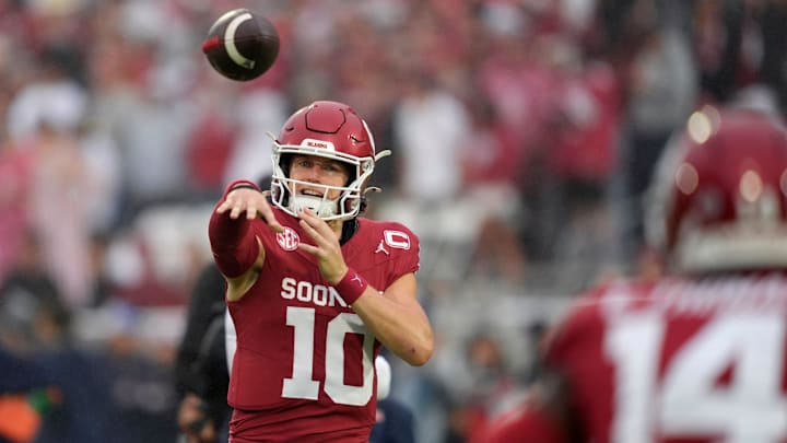 Bet on John Mateer to throw for at least two touchdown passes against Tennessee in College Football Week 10 action.