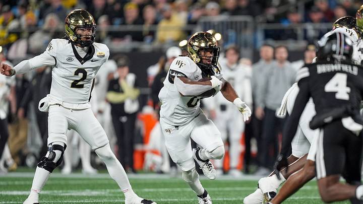 Wake Forest is a big favorite against Akron in Week 1 college football action.
