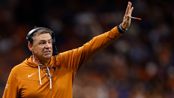 Pete Kwiatkowski, Valero Alamo Bowl - Washington v Texas