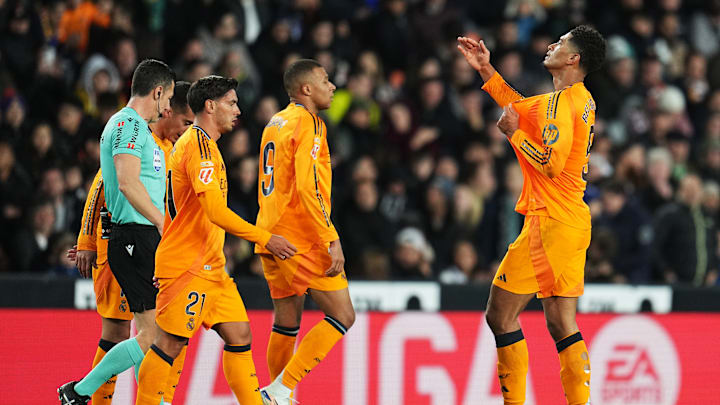 Valencia CF v Real Madrid CF - La Liga EA Sports