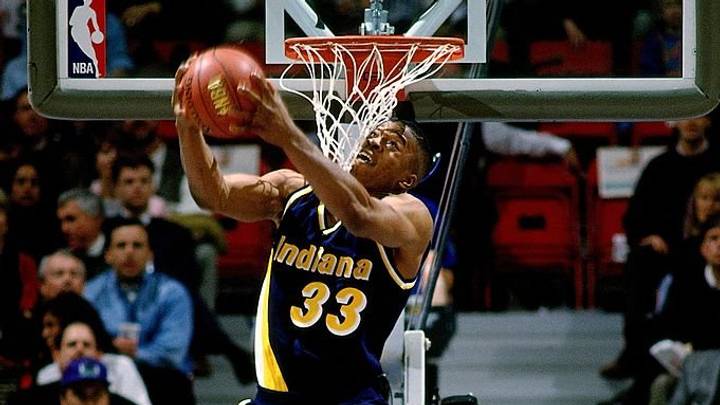 Antonio Davis in 1994 Slam Dunk Contest Antonio Davis in 1994 Slam Dunk Contest