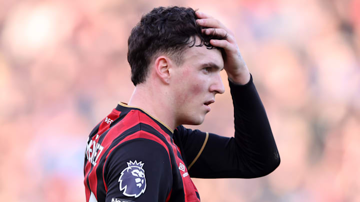 Premier League Club Drops Star Player After Explosive Social Media Posts Spark Investigation