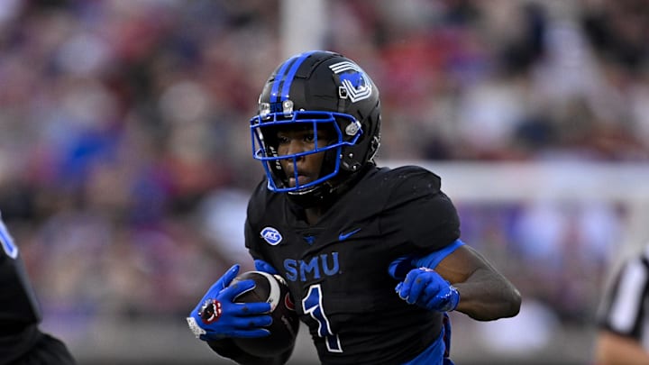 Nov 16, 2024; Dallas, Texas, USA; SMU Mustangs running back Brashard Smith (1) in action during the game between the SMU Mustangs and the Boston College Eagles at Gerald J. Ford Stadium. Mandatory Credit: Jerome Miron-Imagn Images Nov 16, 2024; Dallas, Texas, USA; SMU Mustangs running back Brashard Smith (1) in action during the game between the SMU Mustangs and the Boston College Eagles at Gerald J. Ford Stadium. Mandatory Credit: Jerome Miron-Imagn Images