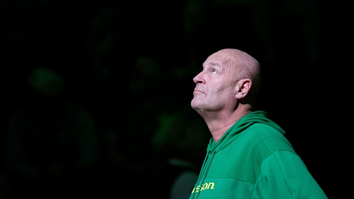 Oregon head coach Kelly Graves.