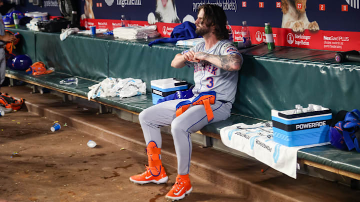 Sep 24, 2024; Atlanta, Georgia, USA; New York Mets designated hitter Jesse Winker (3) sits in the dugout after a loss to the Atlanta Braves at Truist Park. Mandatory Credit: Brett Davis-Imagn Images