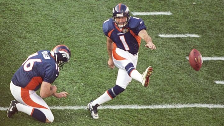 Jan 25, 1998; San Diego, CA, USA; FILE PHOTO; Denver Broncos kicker Jason Elam (1) attempts a field goal against the Green Bay Packers during Super Bowl XXXII at Qualcomm Stadium. The Broncos defeated the Packers 31-24. 