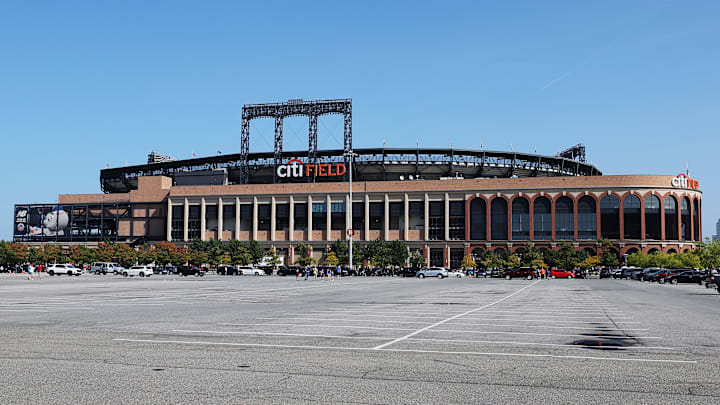 Philadelphia Phillies v New York Mets