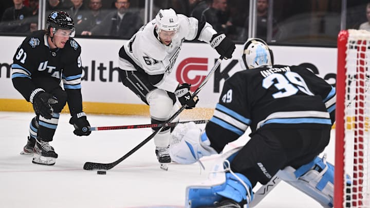 Los Angeles Kings v Utah Hockey Club