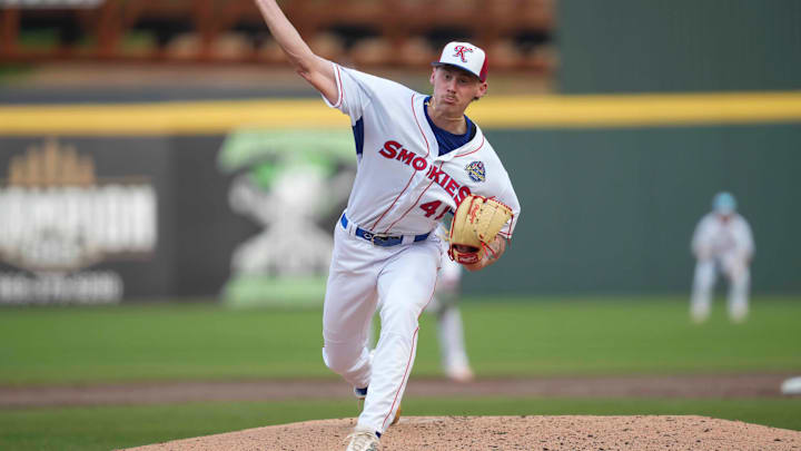 Knoxville Smokies pitcher Jaxon Wiggins (41) pitches during a minor league baseball game between the Knoxville Smokies and Chattanooga Lookouts at Covenant Health Park in Knoxville, Tenn., on June 3, 2025.