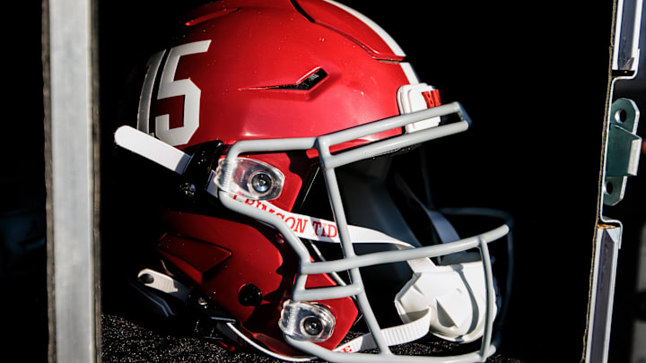 Nov 23, 2024; Norman, Oklahoma, USA; Alabama Crimson Tide helmet prior to a game against the Oklahoma Sooners at Gaylord Family-Oklahoma Memorial Stadium. Mandatory Credit: William Purnell-Imagn Images Nov 23, 2024; Norman, Oklahoma, USA; Alabama Crimson Tide helmet prior to a game against the Oklahoma Sooners at Gaylord Family-Oklahoma Memorial Stadium. Mandatory Credit: William Purnell-Imagn Images
