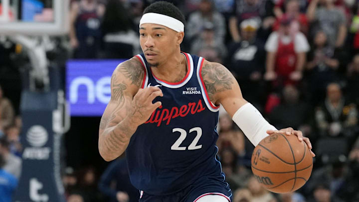 Jan 12, 2026; Inglewood, California, USA; LA Clippers guard Jordan Miller (22) dribbles the ball against the Charlotte Hornets in the second half at Intuit Dome. Mandatory Credit: Kirby Lee-Imagn Images