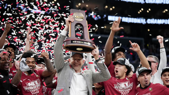 Mar 30, 2024; Los Angeles, CA, USA;  Alabama Crimson Tide head coach Nate Oats celebrates with the