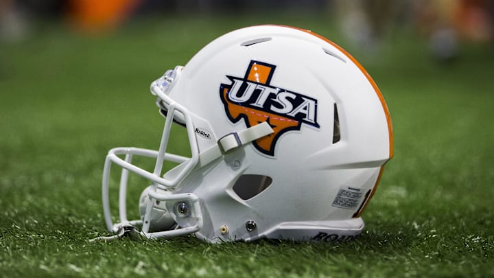 Oct 21, 2017; San Antonio, TX, USA; A general view of a UTSA Roadrunners helmet after a game against the Rice Owls. Mandatory Credit: John Gutierrez-Imagn Images Oct 21, 2017; San Antonio, TX, USA; A general view of a UTSA Roadrunners helmet after a game against the Rice Owls. Mandatory Credit: John Gutierrez-Imagn Images