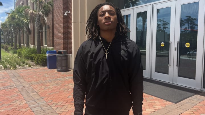 4-star safety Hylton Stubbs