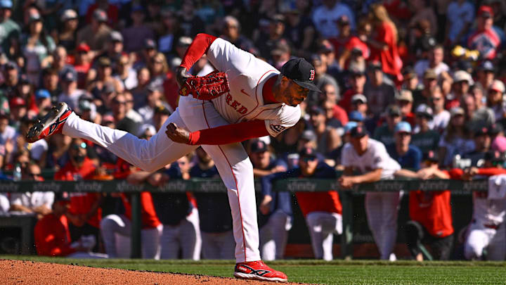Aug 31, 2025; Boston, Massachusetts, USA; Boston Red Sox relief pitcher Aroldis Chapman (44) pitches against the Pittsburgh Pirates during the ninth inning at Fenway Park. Mandatory Credit: Eric Canha-Imagn Images Aug 31, 2025; Boston, Massachusetts, USA; Boston Red Sox relief pitcher Aroldis Chapman (44) pitches against the Pittsburgh Pirates during the ninth inning at Fenway Park. Mandatory Credit: Eric Canha-Imagn Images
