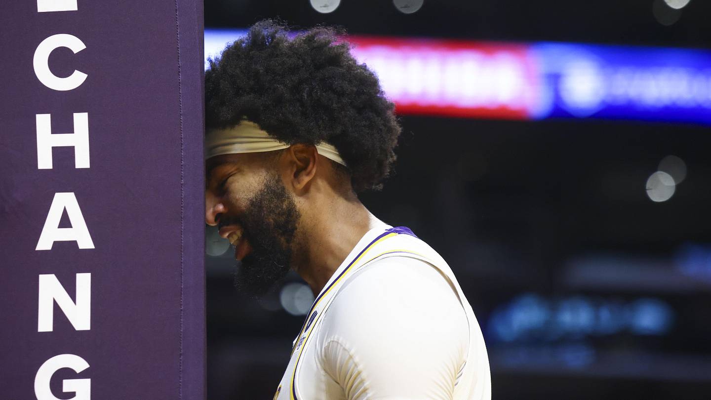 The Wizards may have to force Anthony Davis to face an uncomfortable reality