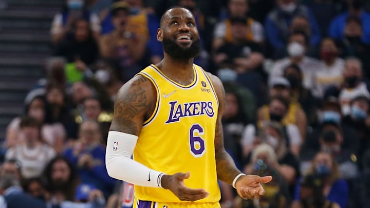Rumores sugieren que LeBron estaría descontento en los Lakers
