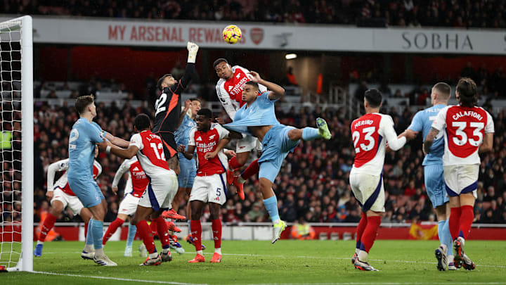 Arsenal beat Nottingham Forest 3-0 in the reverse fixture