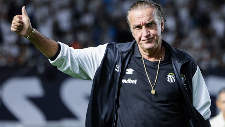 Cuca vai apostar nas categorias de base do Santos para as próximas partidas