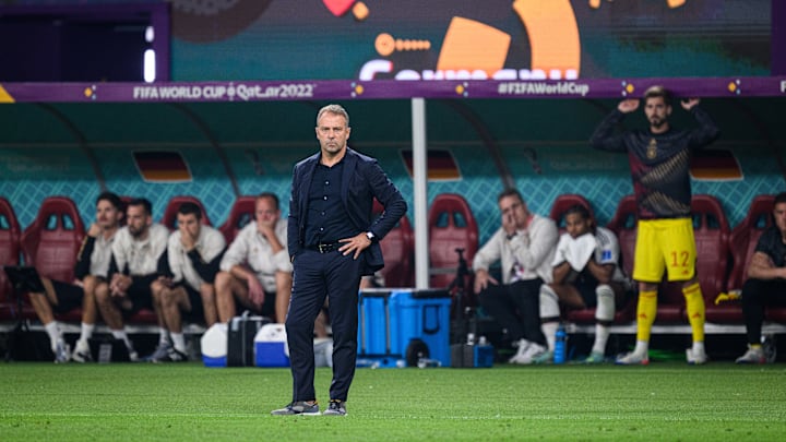 Hansi Flick steht nach der Auftaktpleite unter Druck