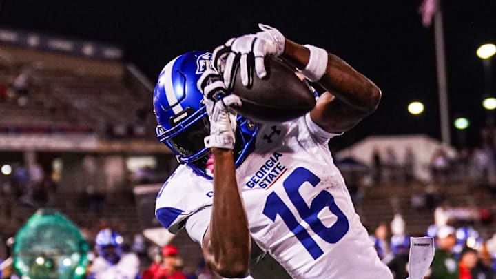 Nov 1, 2024; East Hartford, Connecticut, USA; Georgia State Panthers wide receiver Ted Hurst (16) makes a touchdown catch against the Connecticut Huskies in the second quarter at Rentschler Field at Pratt & Whitney Stadium. Mandatory Credit: David Butler II-Imagn Images
