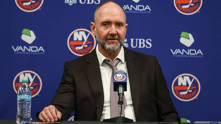 Apr 9, 2026; Elmont, New York, USA; New York Islanders head coach Peter DeBoer speaks to the press following the team’s 5-3 win over the Toronto Maple Leafs at UBS Arena. Mandatory Credit: Wendell Cruz-Imagn Images Apr 9, 2026; Elmont, New York, USA; New York Islanders head coach Peter DeBoer speaks to the press following the team’s 5-3 win over the Toronto Maple Leafs at UBS Arena. Mandatory Credit: Wendell Cruz-Imagn Images