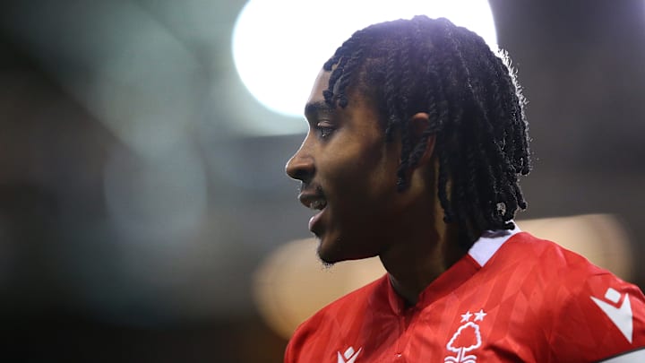 Der FC Bayern soll an Djed Spence interessiert sein Der FC Bayern soll an Djed Spence interessiert sein