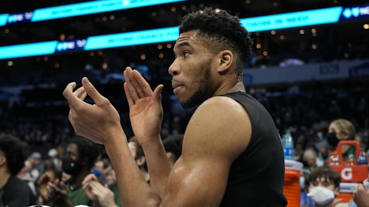 Giannis Antetokounmpo, Milwaukee Bucks Giannis Antetokounmpo, Milwaukee Bucks