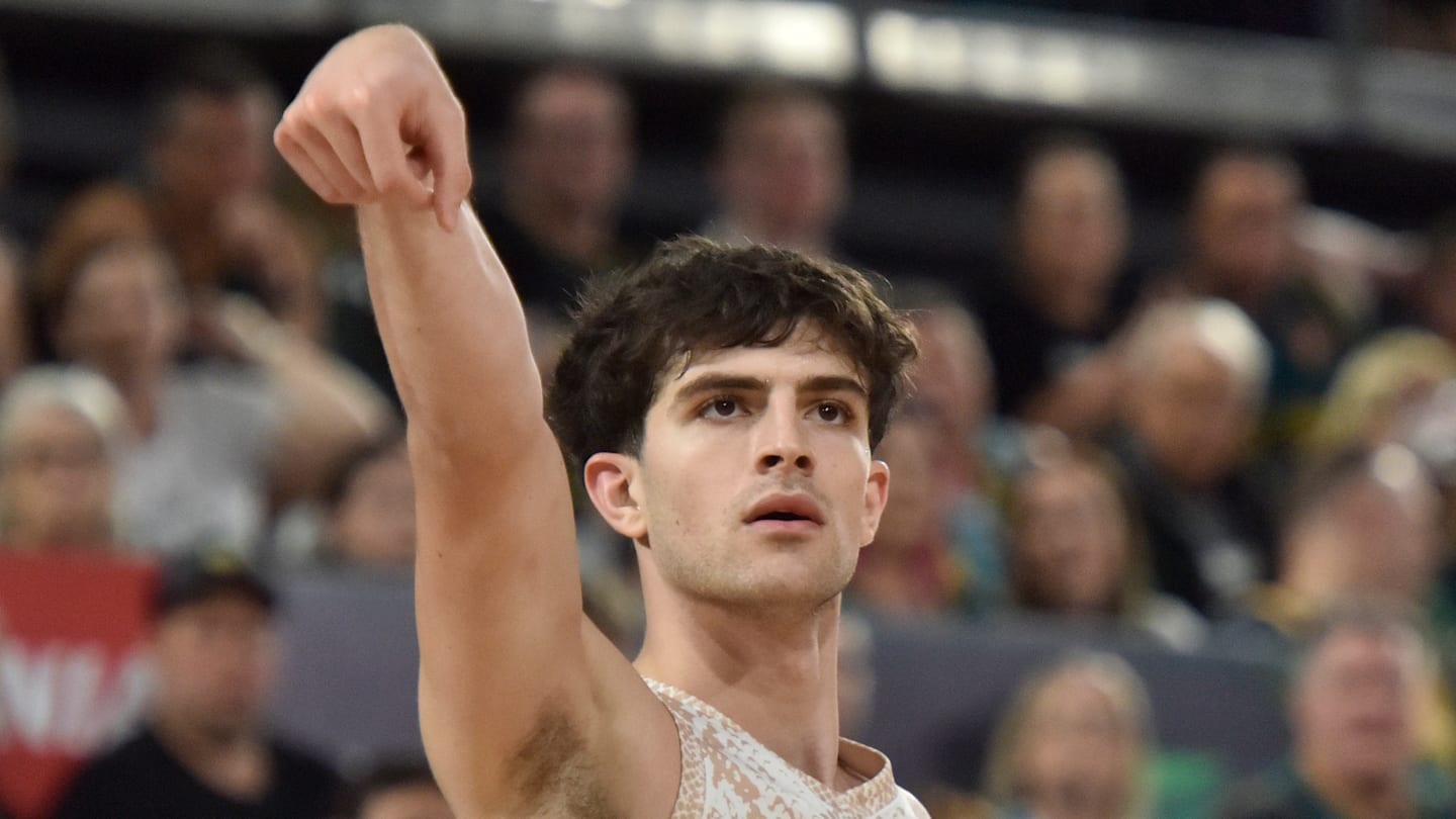 Warriors rookie delivers huge performance in head-to-head battle with ...