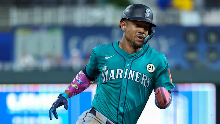 Sep 16, 2025; Kansas City, Missouri, USA; Seattle Mariners center fielder Julio Rodriguez (44) runs to third base during the third inning against the Kansas City Royals at Kauffman Stadium. Mandatory Credit: Scott Sewell-Imagn Images