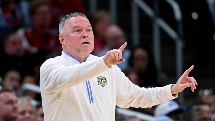 Oct 18, 2026; Indianapolis, IN, USA; North Carolina Tar Heels head coach Michael Malone instructs his team against the Indiana Hoosiers during the first half at Gainbridge Fieldhouse. Mandatory Credit: Robert Goddin-Imagn Images