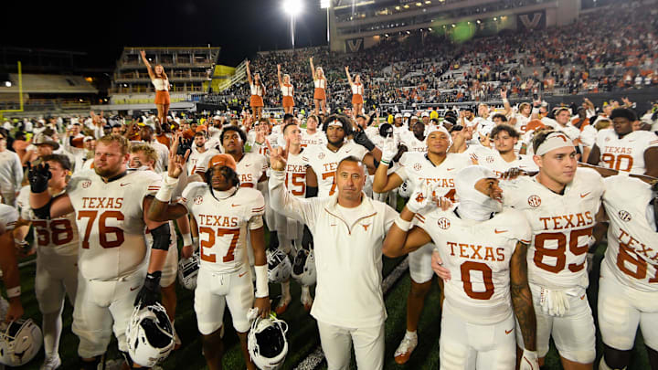 Oct 26, 2024; Nashville, Tennessee, USA; Texas Longhorns head coach Steve Sarkisian celebrates with his team after defeating the Vanderbilt Commodores at FirstBank Stadium. Mandatory Credit: Steve Roberts-Imagn Images Oct 26, 2024; Nashville, Tennessee, USA; Texas Longhorns head coach Steve Sarkisian celebrates with his team after defeating the Vanderbilt Commodores at FirstBank Stadium. Mandatory Credit: Steve Roberts-Imagn Images