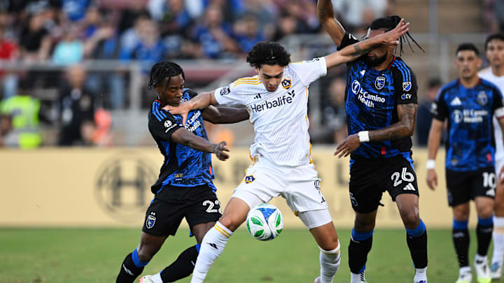 San Jose Earthquakes v LA Galaxy