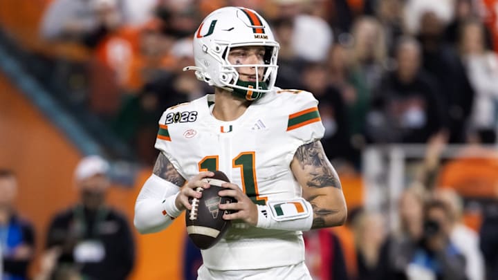 Arizona Cardinals quarterback Carson Beck