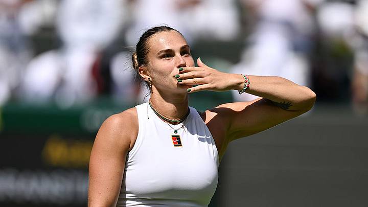 Aryna Sabalenka inició con el pie derecho su participación en Wimbledon. Aryna Sabalenka inició con el pie derecho su participación en Wimbledon.