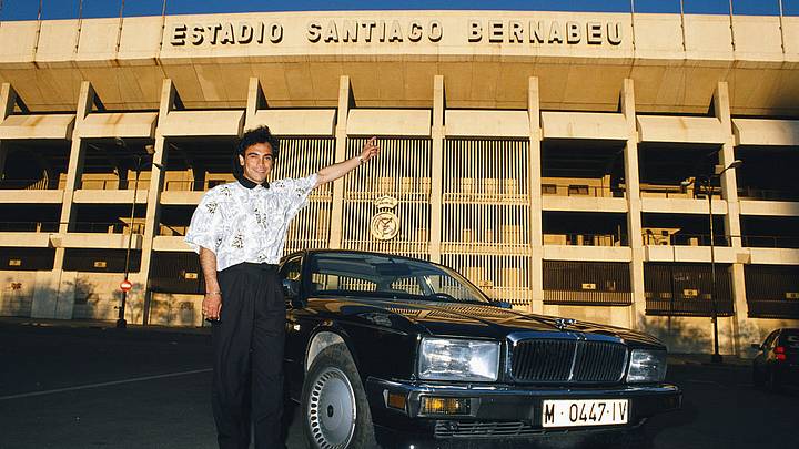 Hugo Sánchez recordó que planeaba dedicarse a la odontología tras su retiro, antes de considerar una carrera como entrenador. Hugo Sánchez recordó que planeaba dedicarse a la odontología tras su retiro, antes de considerar una carrera como entrenador.