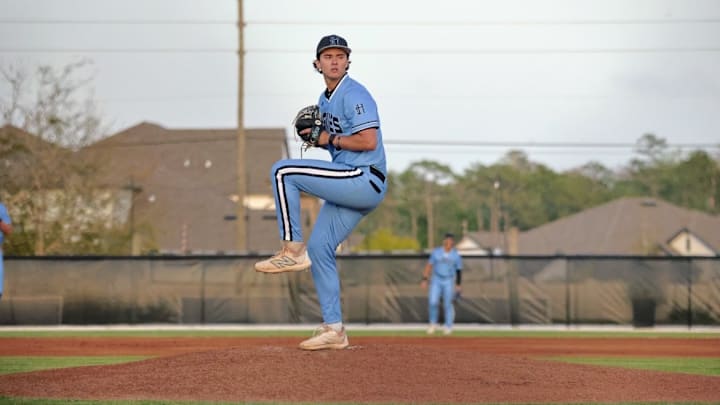Hagerty senior Max Murray Jr. last week struck out 10 in a two-hitter through six innings to lead the Huskies past crosstown rival, Oviedo, 1-0, in 11 innings.