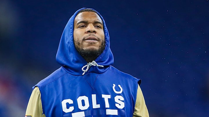Indianapolis Colts tight end Eric Ebron (85) warms up before the game against the Jacksonville Jaguars.