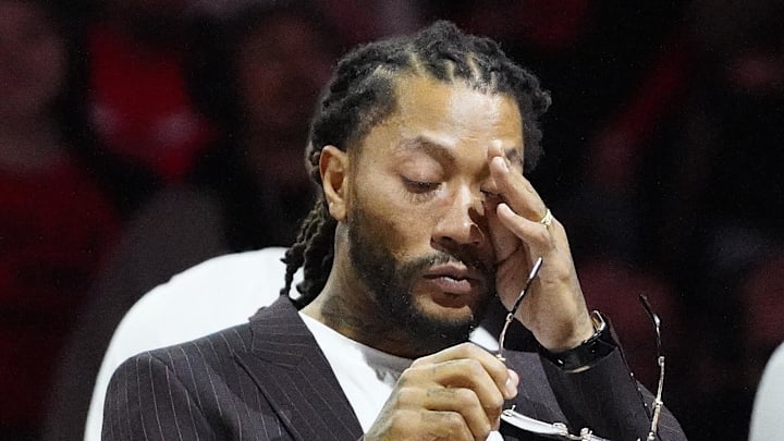 Jan 4, 2025; Chicago, Illinois, USA; Chicago Bulls and New York Knicks former player Derrick Rose reacts as he is honored at halftime of a game between the Chicago Bulls and the New York Knicks at United Center. Mandatory Credit: David Banks-Imagn Images Jan 4, 2025; Chicago, Illinois, USA; Chicago Bulls and New York Knicks former player Derrick Rose reacts as he is honored at halftime of a game between the Chicago Bulls and the New York Knicks at United Center. Mandatory Credit: David Banks-Imagn Images